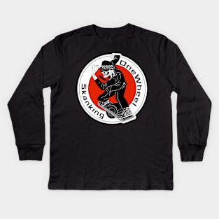 Skanking on a OneWheel Kids Long Sleeve T-Shirt